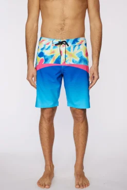 O’Neill Performance<HYPERFREAK 20" BOARDSHORTS