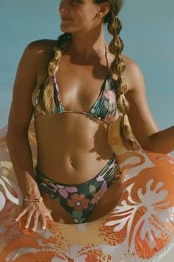 Women O’Neill Halter|Triangle<LAYLA FLORAL VENICE REVO TRIANGLE TOP