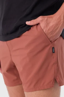 O’Neill Shorts<PERFORM LINED 15" ATHLETIC SHORTS