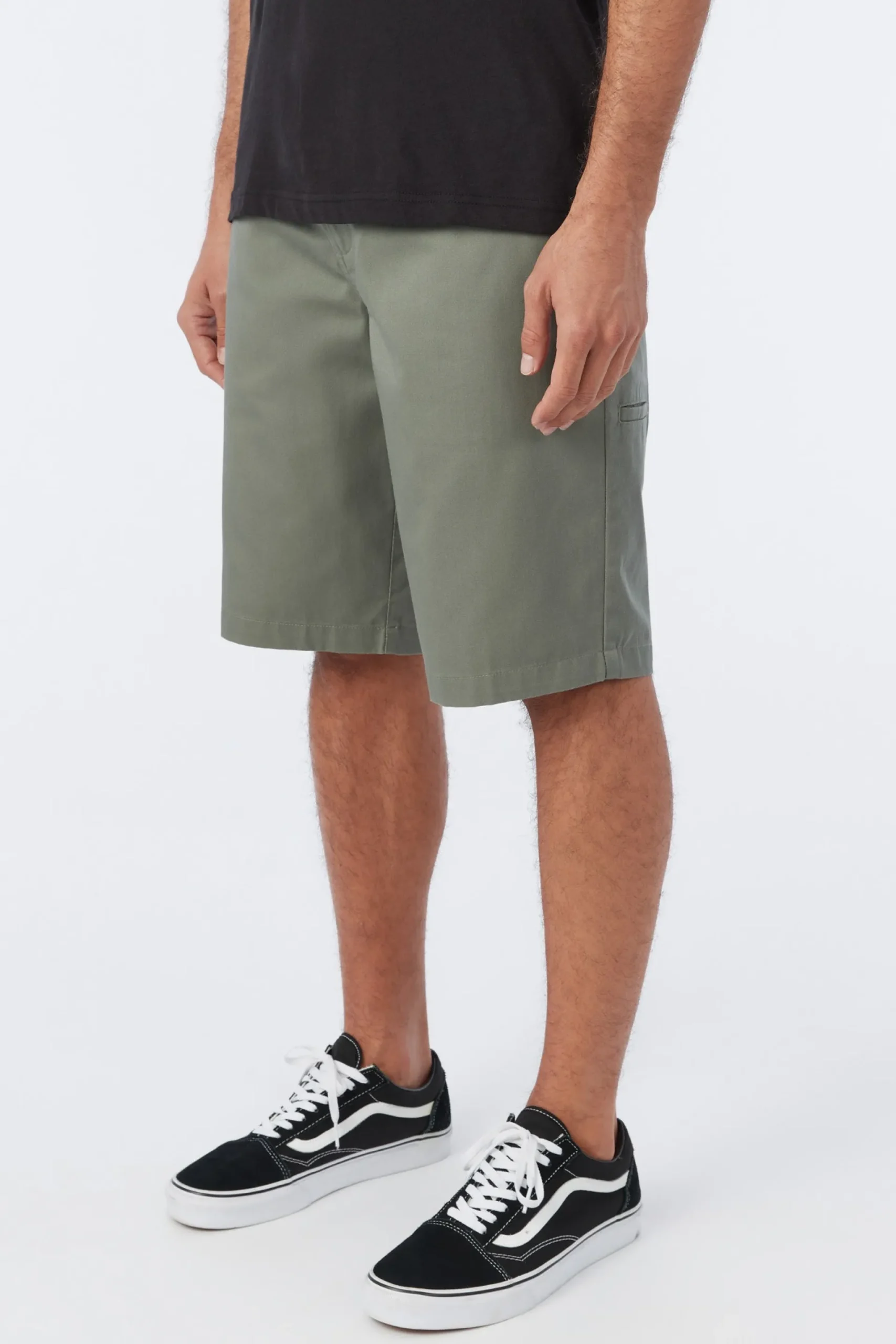 O’Neill Shorts<REDWOOD 22" CHINO SHORTS