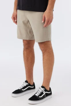 O’Neill Shorts<RESERVE LIGHT CHECK 19" HYBRID SHORTS