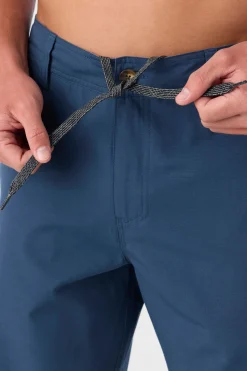 O’Neill Shorts<RESERVE LIGHT CHECK 21" HYBRID SHORTS