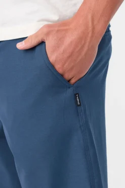 O’Neill Shorts<RESERVE LIGHT CHECK 21" HYBRID SHORTS
