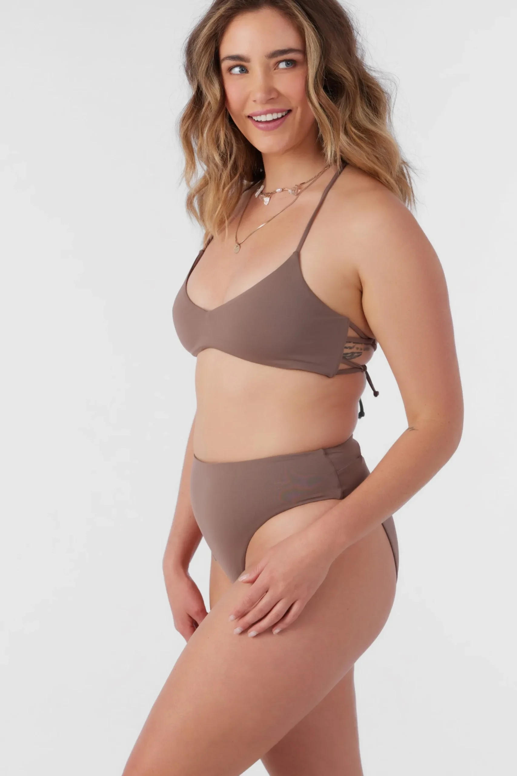 Women O’Neill Bralette|Bikini Tops<SALTWATER SOLIDS HUNTINGTON BRALETTE TOP