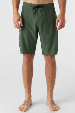 O’Neill Performance<SUPERFREAK SOLID 21" BOARDSHORTS