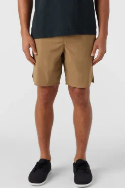 O’Neill Shorts<TRVLR CAMINO 18" HYBRID SHORTS