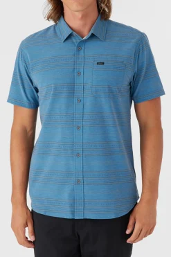 O’Neill Shirts & Flannels<TRVLR UPF TRAVERSE STRIPE STANDARD FIT SHIRT