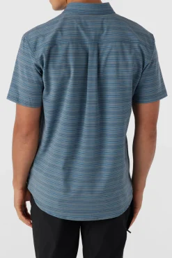 O’Neill Shirts & Flannels<TRVLR UPF TRAVERSE STRIPE STANDARD FIT SHIRT